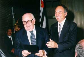 ticotico2.jpg (16120 bytes)
